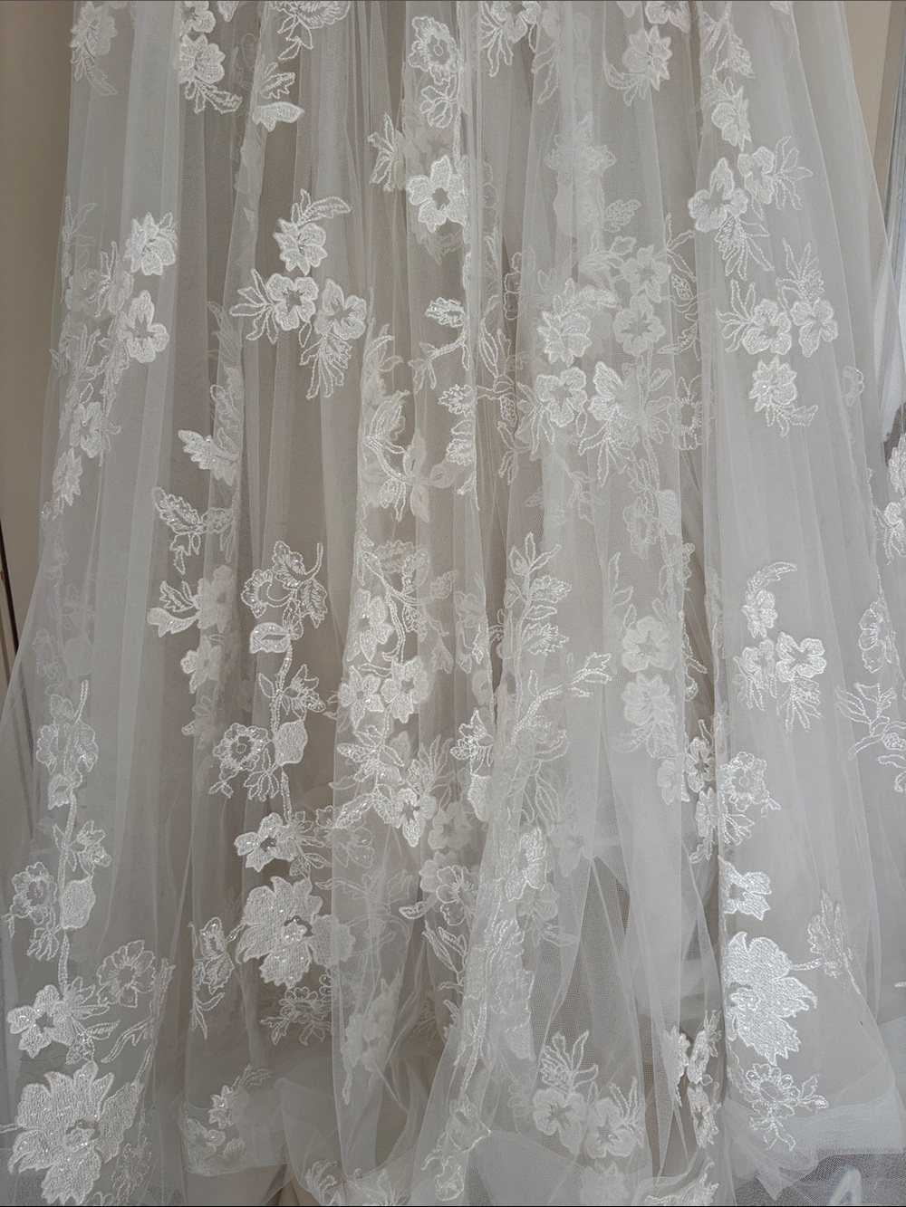 Kitty Chen V-Neck Bridal Gown - Picture 5 of 9